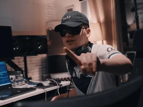 Bizarrap y un anuncio que sacude al fútbol argentino: "Es que viene Godín a Vélez"