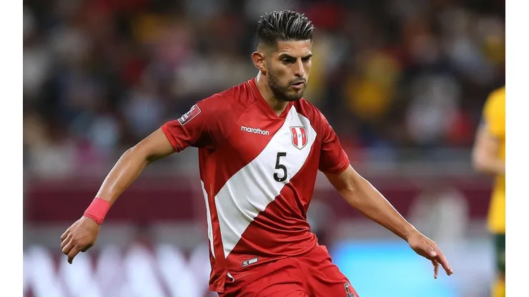 Acusaron a Zambrano golpear a un compañero en Perú y el jugador de Boca rompió el silencio