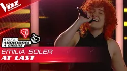 Emilia Soler cantó "At Last".