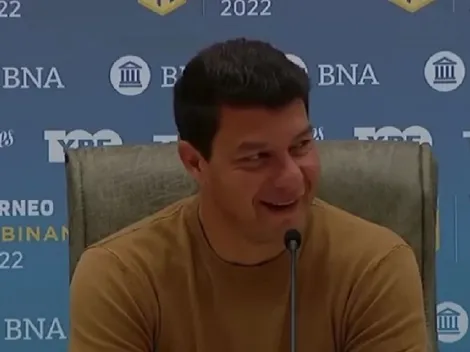 La pregunta de un periodista que hizo reír y descolocó a Battaglia: "Se me hizo costumbre"