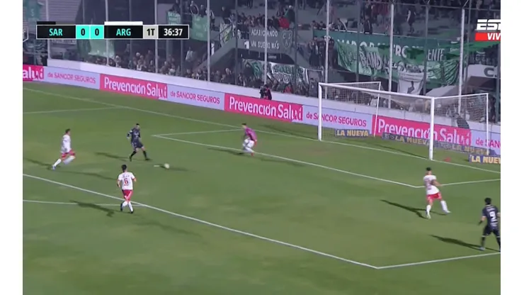 VIDEO | Para que lo extrañe Racing: el golazo de Licha López para Sarmiento