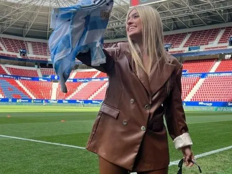 Quién es Kala Bidner, la cantante del himno en el Argentina vs. Estonia y su parecido a Morena Beltrán
