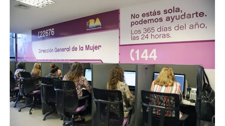 La Línea 144 está destinada a la atención de víctimas que sufren violencia de género.