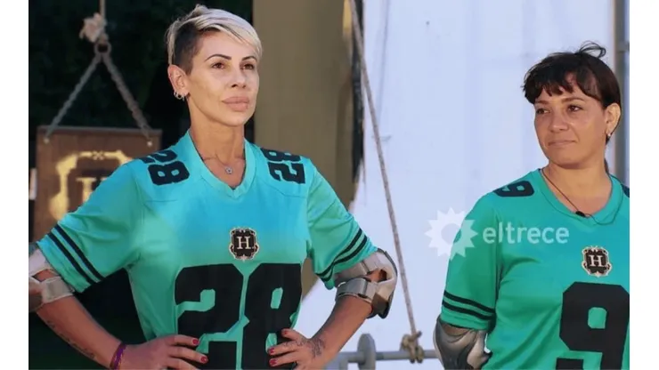 Mónica Farro se lesionó en un juego.