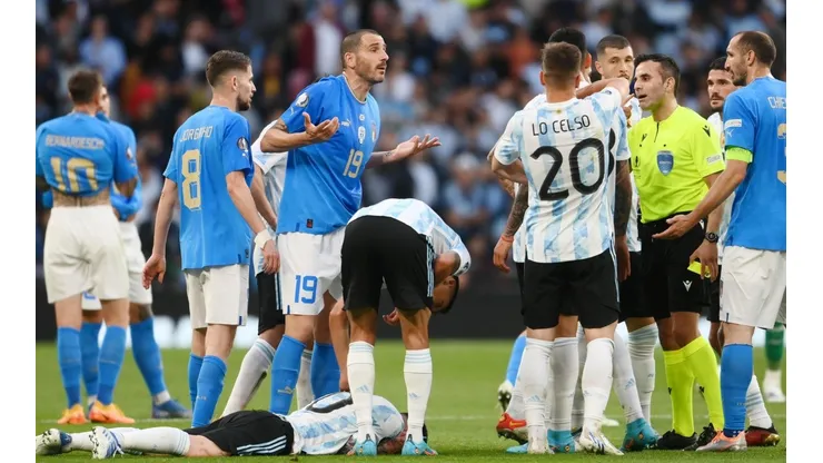 El codazo sobre Messi que ¿debió ser expulsión?