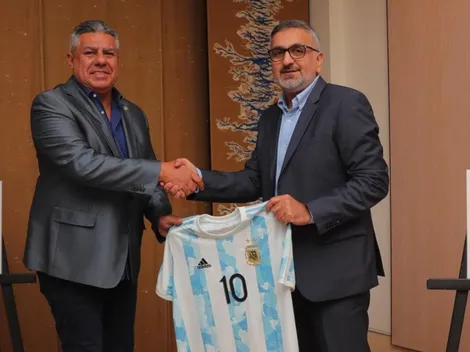 La AFA y un comunicado oficial que nadie puede creer: ¿El Boca-River se muda al otro lado del mundo?