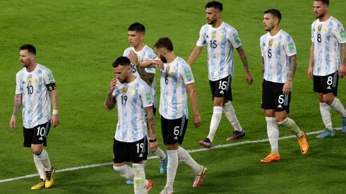 Un jugador de la Selección, ante una decisión clave.