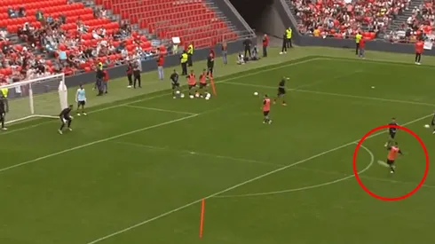 Otamendi y un golazo en la práctica.