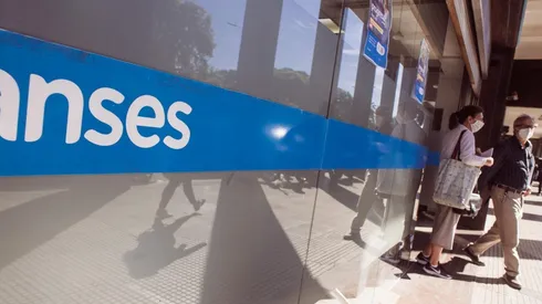 Cobro de IFE 4: quiénes reciben el bono de $18.000 este jueves 19 de mayo