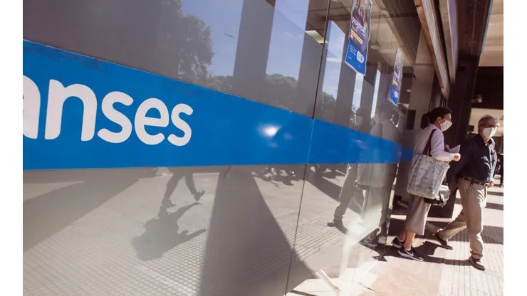 Cobro de IFE 4: quiénes reciben el bono de $18.000 este jueves 19 de mayo