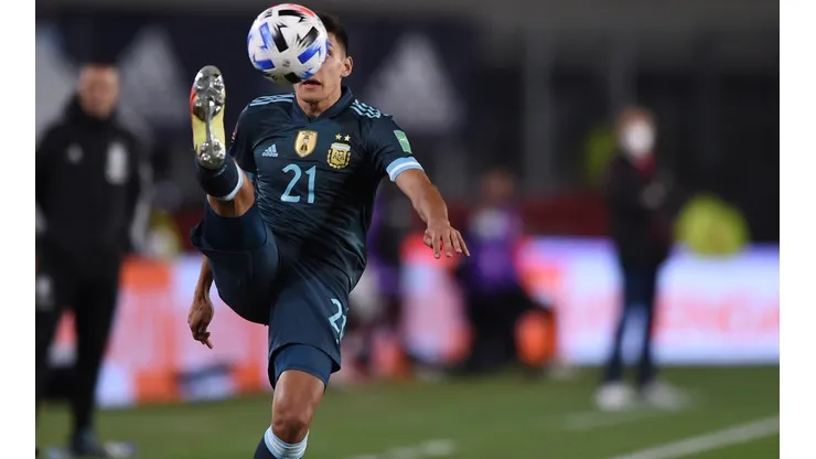 Uno de los titulares de la Selección Argentina podría dar el salto a la Premier League