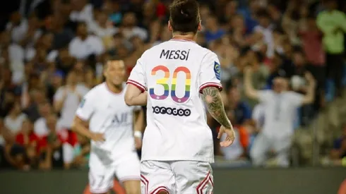 VIDEO | Con su sello personal, Lionel Messi se luce con un doblete para el PSG