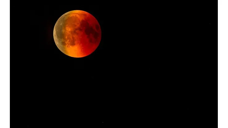 Eclipse de Luna Roja o Luna en Sangre