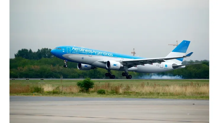 Aerolíneas Argentinas ya puso a la venta los boletos.