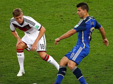 El insólito tuit de Toni Kroos sobre la estatua de Agüero: "¿Seguro?"