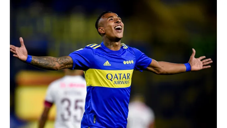 Boca analiza dejar a Villa afuera vs. Racing: ¿Qué dicen los hinchas?