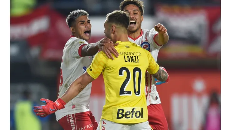 El picante tuit de Argentinos Juniors en la previa del cruce de semis tras eliminar a Estudiantes