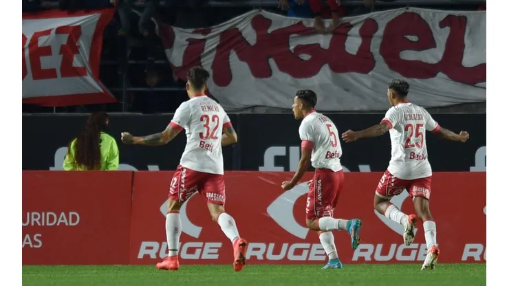 Bicho mata León: Argentinos dio el batacazo y eliminó a Estudiantes por penales