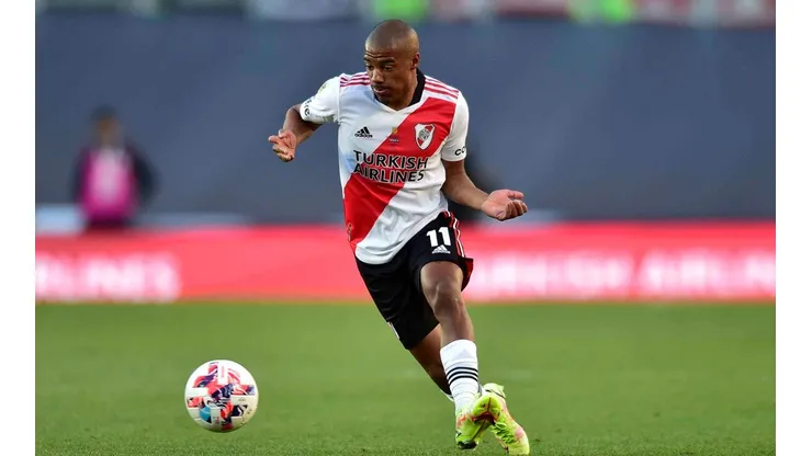 Mientras su futuro en River es incierto, un club de Europa se reunió con De La Cruz: ¿Días contados en Núñez?