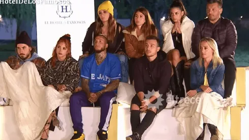 Los participantes de "El Hotel de los Famosos" luego de la eliminación de Walter tuvieron una charla con el Chino Leunis.