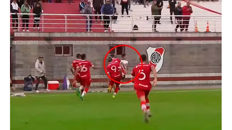 VIDEO | Final con escándalo: corridas en el River-Huracán de Reserva