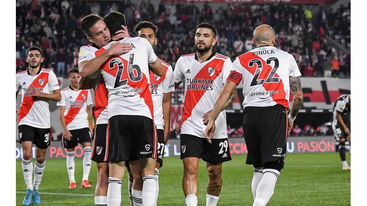 River hizo los deberes frente a Platense y ya piensa en Tigre