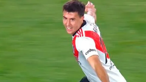 VIDEO | No fue mano y metió un golazo: Paradela abrió el marcador para River
