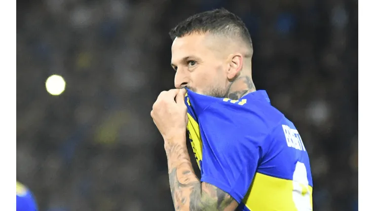 Benedetto será titular.