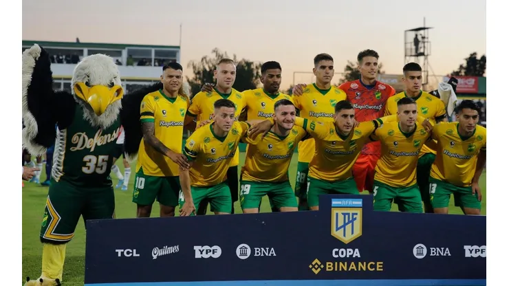 Arriba de Messi y Neymar: un jugador de Defensa y Justicia, entre los mejores.