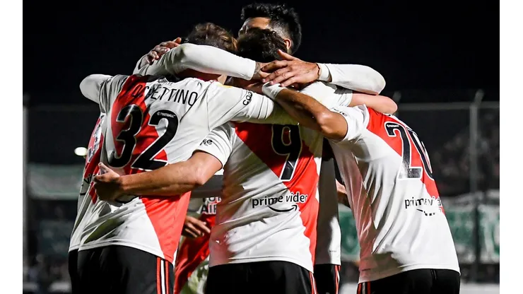 River vapuleó a Sarmiento y se metió en cuartos de la Copa LPF