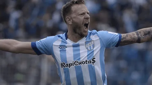 Menéndez, la figura en el triunfo del Decano.