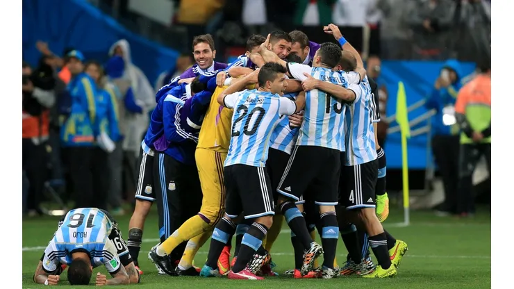 Sergio Romero quedará libre, y ¿Riquelme lo buscará para Boca?