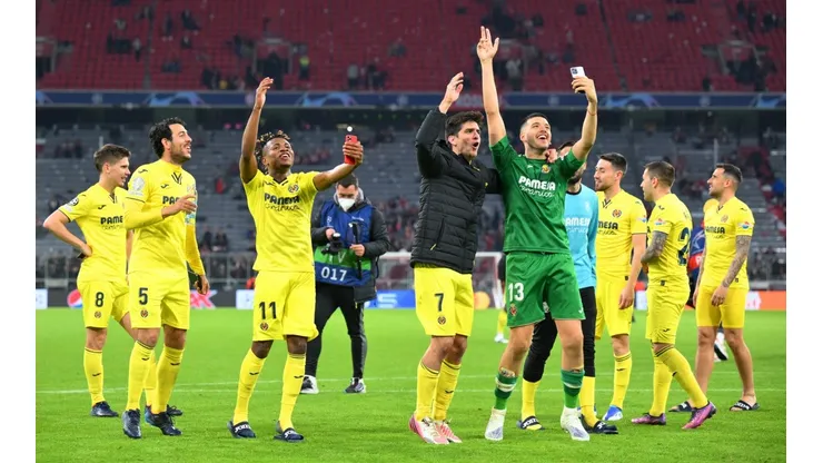 El Villarreal de los argentinos quiere más y visita al Liverpool: qué dicen las apuestas