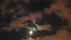 Alineación de la Luna-Saturno