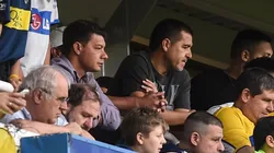 Incertidumbre total en Boca: se retrasó la práctica por la charla entre Battaglia y Riquelme