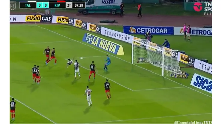 VIDEO | Valoyes desorientó a Armani con una pirueta y puso el 1 a 0 para Talleres