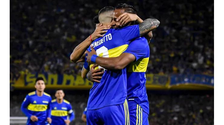 Eduardo Salvio regresó a los concentrados de Boca.