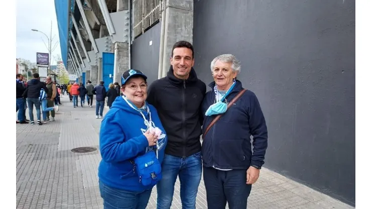La Scaloneta llegó a la Coruña: el entrenador de la Selección estuvo de visita en el Riazor