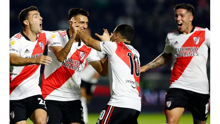 Con un polémico penal, River venció a Banfield y sigue prendido arriba