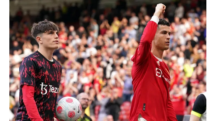 CR7 y un regalo para Garnacho.