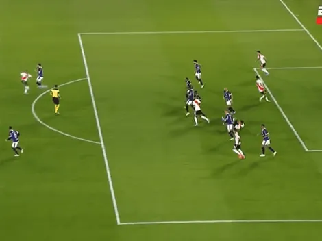 VIDEO | Golazo 'a lo Trezeguet' de De La Cruz para el 2 a 0 de River