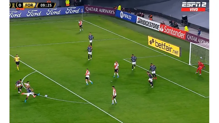 VIDEO Intratable: el golazo de Enzo Fernández que rompió el cero para River