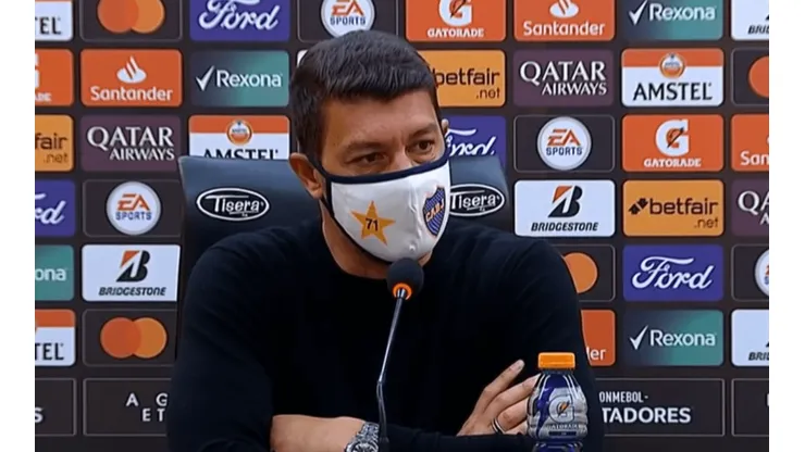 Battagia, orgulloso de uno de sus jugadores.