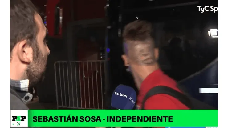 VIDEO | El micro de Independiente casi se olvida de Sebastián Sosa