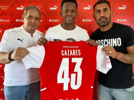 Independiente está que arde: los hinchas manifestaron su enojo por el arribo de Juanito Cazares