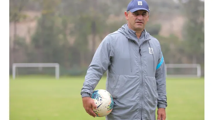 La particular historia del DT de Alianza Lima que vuelve a cruzarse con Gallardo y River
