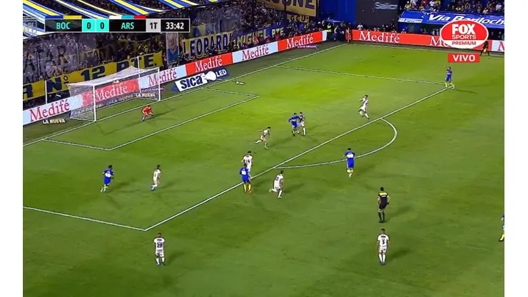 VIDEO | Vázquez está cada vez mejor: golazo del 38 para abrir el marcador desde lejos