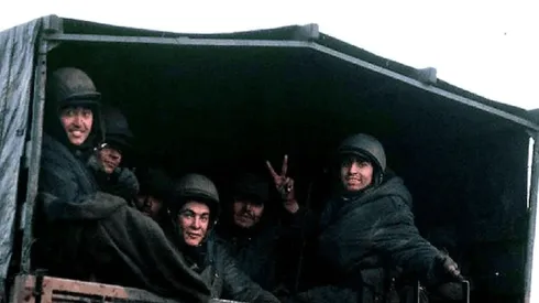 A 40 años de Malvinas: la historia del DT argentino que fue a la guerra.