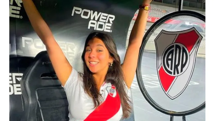 'La Chaqueña' Luciana Milessi subió una charla con su papá, pero todos hablan de sus stickers