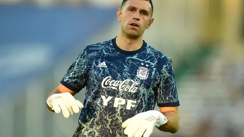 El Dibu Martínez contó que recibió un mensaje especial ni bien terminó el sorteo del Mundial: "Me preguntó..."